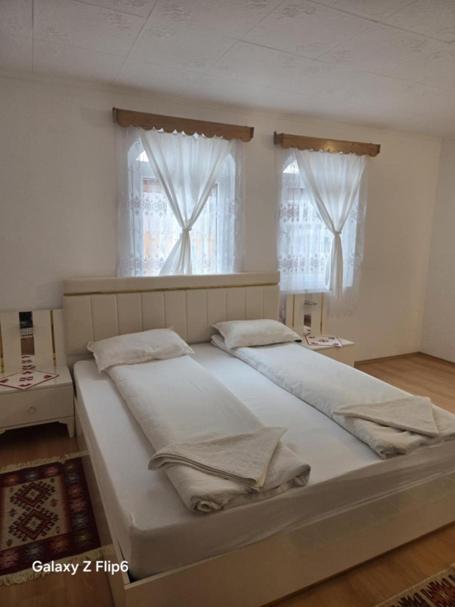 Bed and Breakfast Rózsa Panzió Rimetea Exterior foto